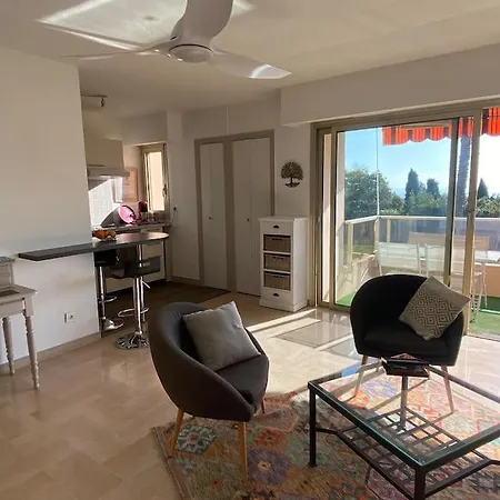 Apartman La Louisiane Yourhosthelper